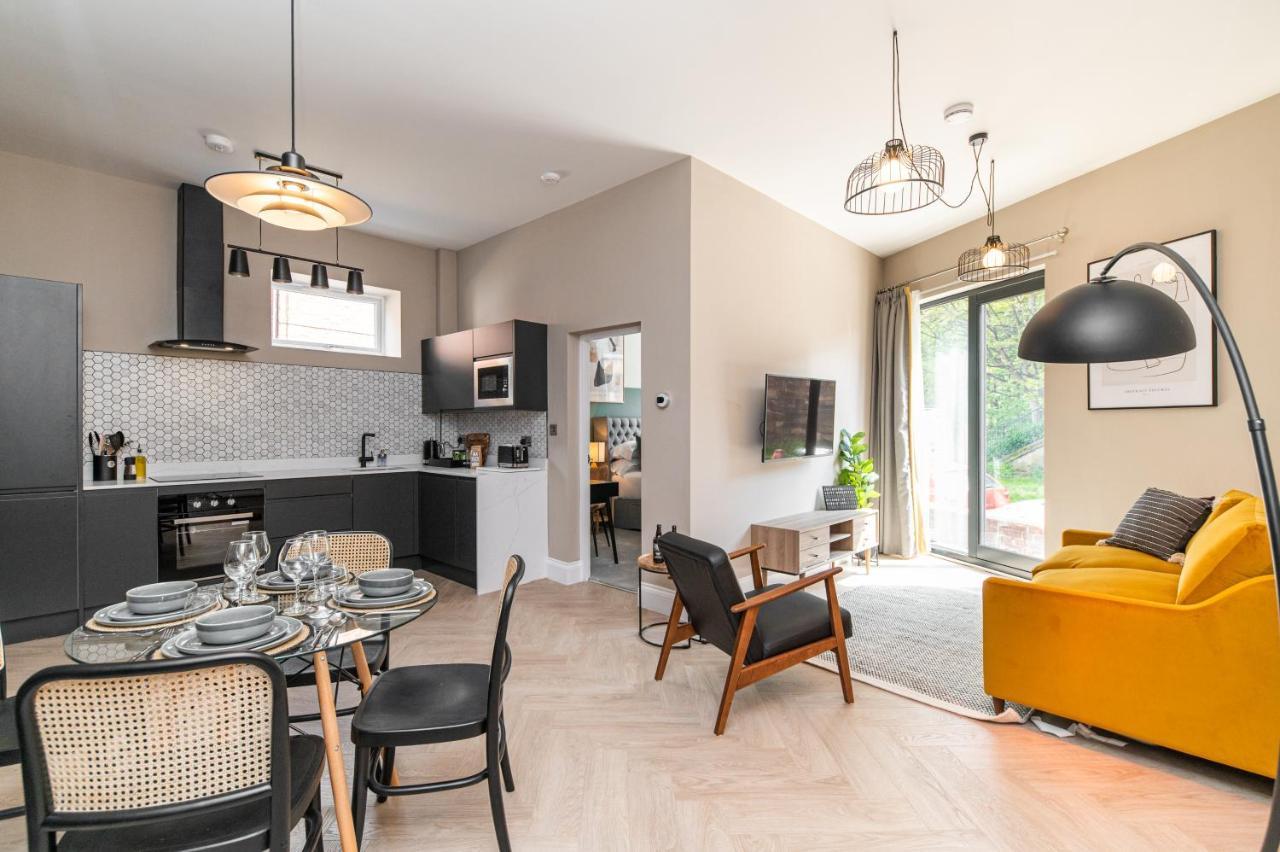 Chelmsford Lofts - High-Spec Luxury Apartments Jesmond Bagian luar foto