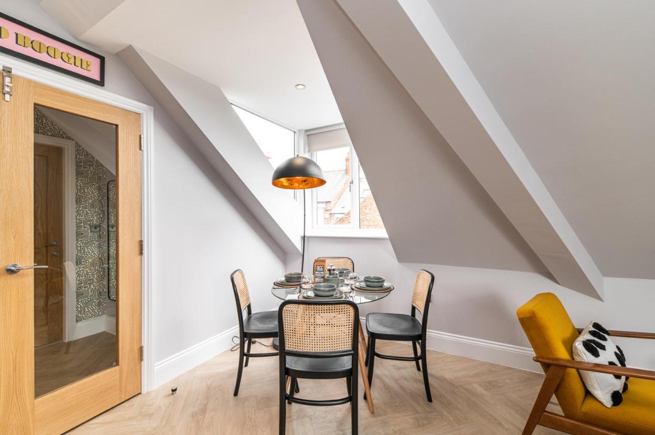Chelmsford Lofts - High-Spec Luxury Apartments Jesmond Bagian luar foto